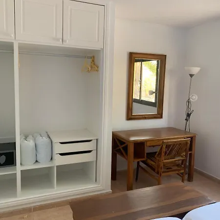 Playa Oasis كوراليهو