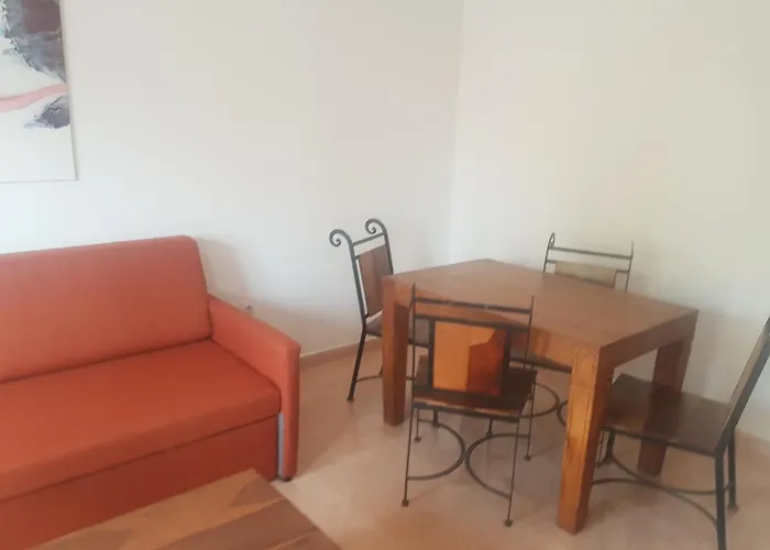 Playa Oasis 公寓 *